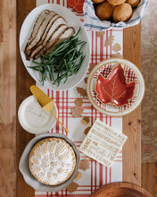 Load image into Gallery viewer, THP841 - Harvest Plaid 9" Round Plate- Thanksgiving