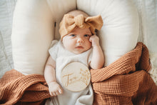 Load image into Gallery viewer, Baby Months Milestone Wood Discs - Photo Prop - Gift For Baby - Baby Shower Gift - Floral - Wildflower - Bohemian - Neutral - Gender Neutral