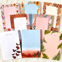 Load image into Gallery viewer, Retro Floral Notepad, 4x6 in.
